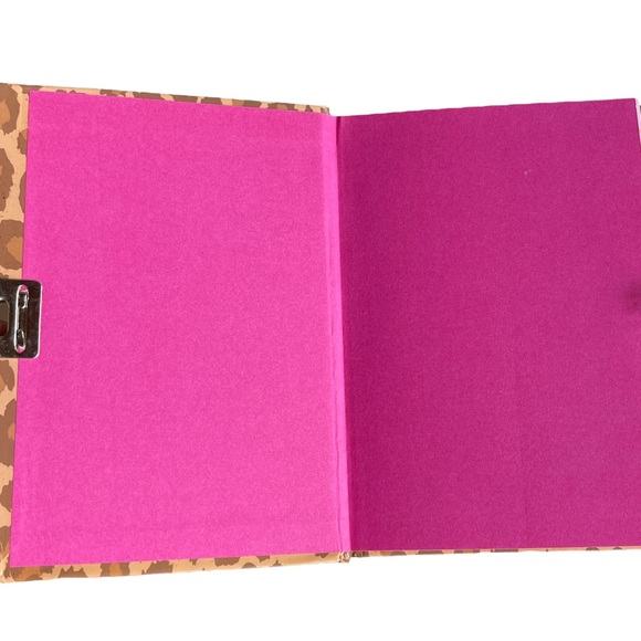 Hello Kitty Journal with lock & Key leopard print - Picture 2 of 6